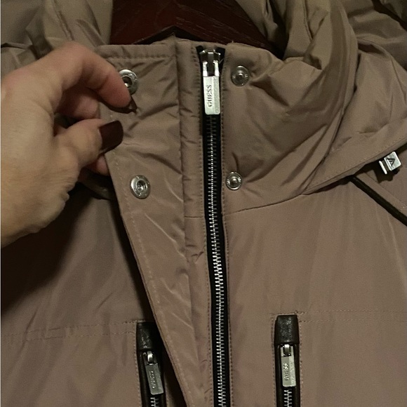 Quilted Guess jacket - Picture 3 of 16